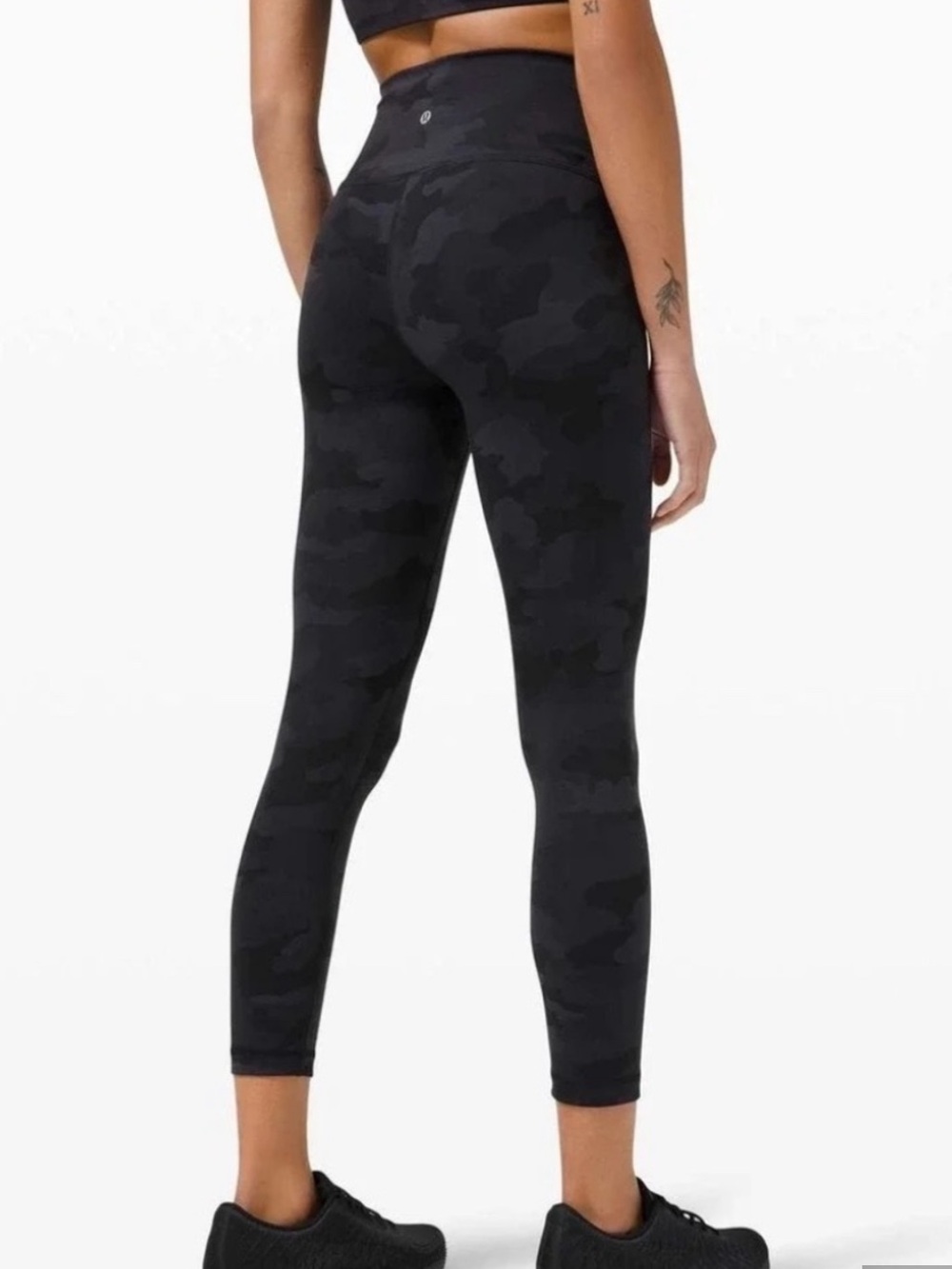 lululemon Wunder train black Camo Leggings size 8